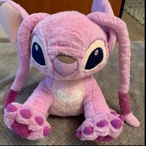 NWT LIMITED ITEM IN PARK ONLY LILO & STITCH ANGEL PLUSH.